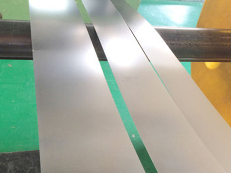 机器上的不锈钢